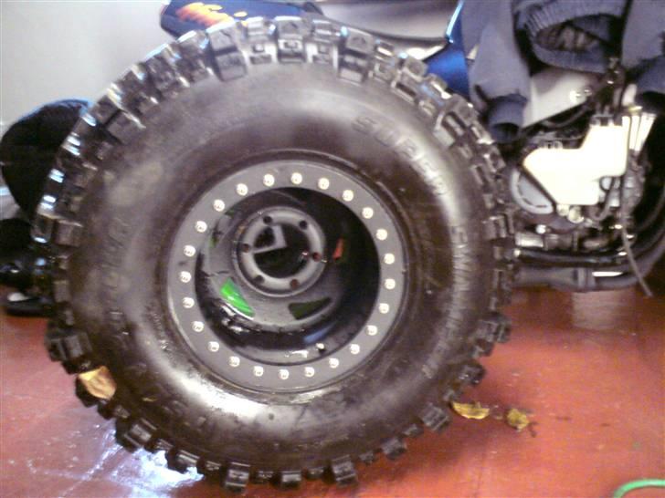 Bead lock fælge i produktion - Og et færdigt komplet hjul billede 18