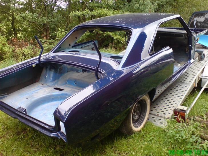 Biler gennem tiden - Denne bil har jeg nu

Dodge Dart GT 318cui årg.1969 

Nymalet billede 56