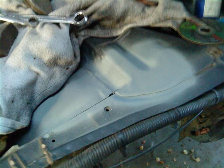 Renovering af 300ZX Twin Turbo "Tykke Bertha" - Her var engang en masse rust, det er sørme væk nu :) billede 97