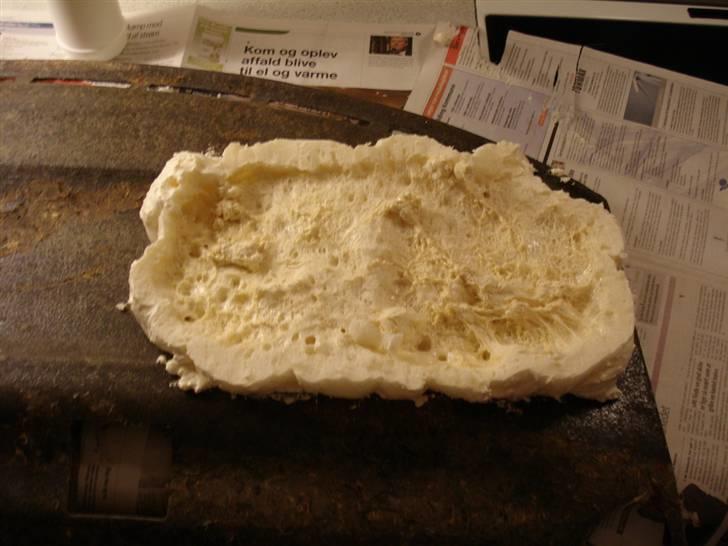 Hattehylde med 6x9" højtalere og hvid plys billede 6