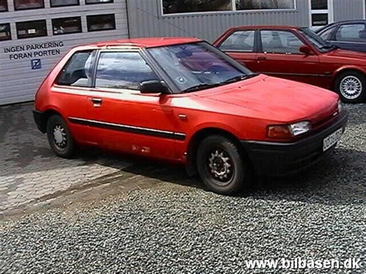 Min gamle Mazda billede 5