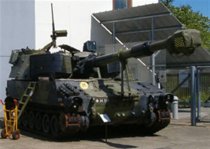 Div køretøjer - M 109 haubits billede 14