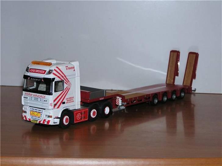 Tekno modellastbiler - Klaus Sørensen Transport

købt ??-??-?? billede 17