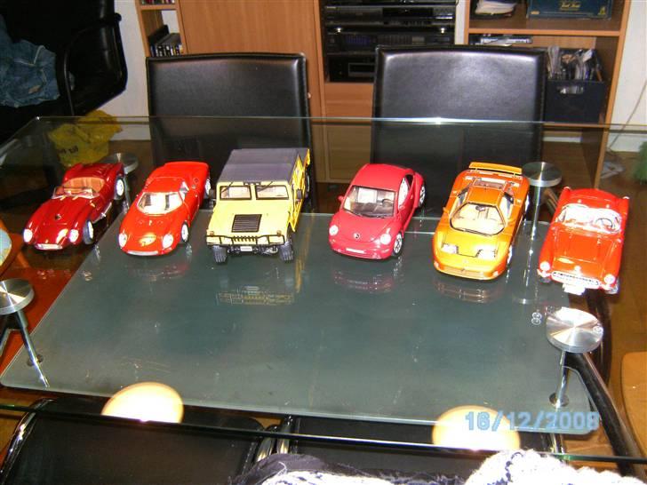 Modelbiler 1/18 billede 1