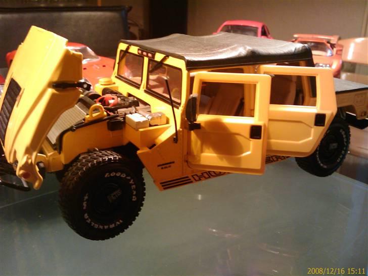 Modelbiler 1/18 - Hummer billede 5