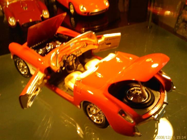 Modelbiler 1/18 - CHEVROLET CORVETTE cabriolet  1957 billede 8