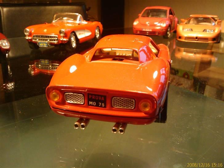 Modelbiler 1/18 - Ferrari 250 Le Mans 1965 billede 11