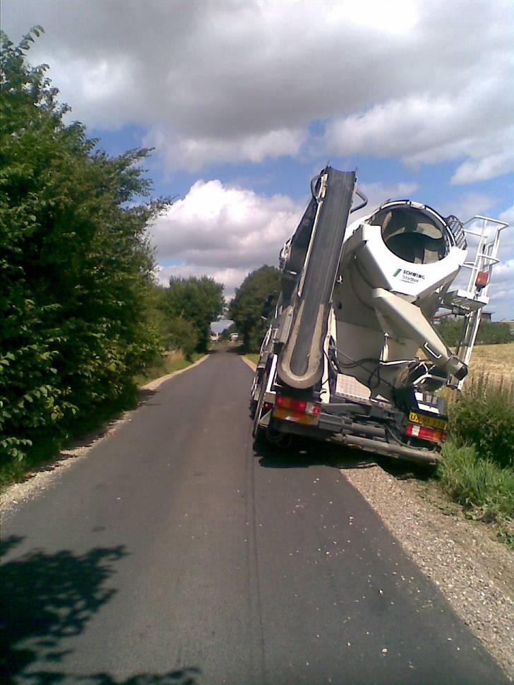 Mit job ved unicon - Kilder lidt i maven når man holder der med fuldt læs billede 16