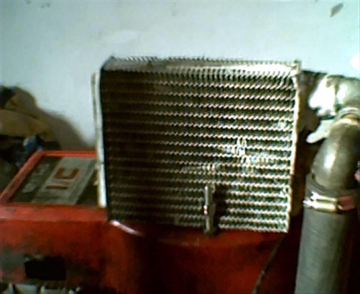 Min havetraktor med turbo - Så er der intercoler på  lavet af et gammel vame ellament fra en bil billede 18