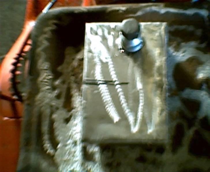 Min havetraktor med turbo - Her er vand beholderen som jeg er ved at lave er også ved at leve den til olie i samme stil billede 28