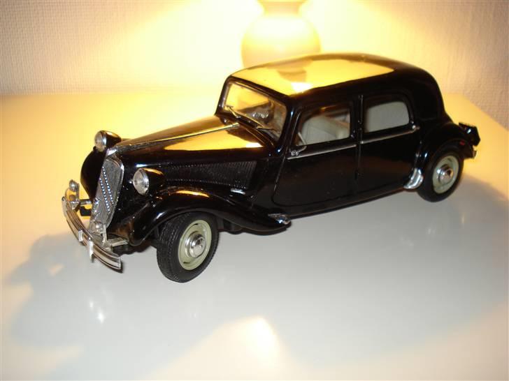 Modelbiler 1:18 1:43 1:87 m.m. - Citroën 15 CV 6 Cyl. 1952 billede 91