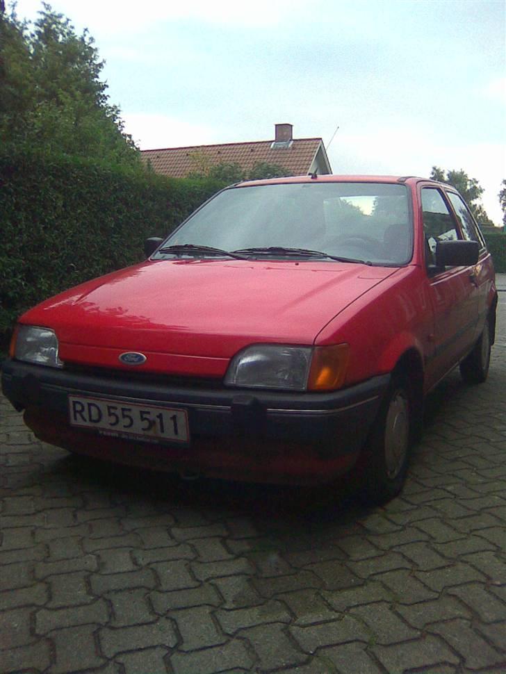 Billeder af tidligere biler. - Køn er den ikke.. men billig.. :) billede 19