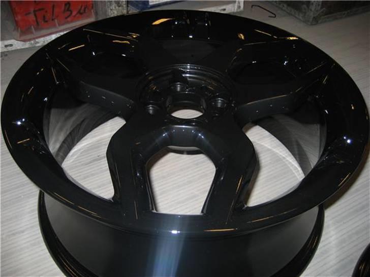 Mine nylakerede Stilo Abarth fælge billede 4