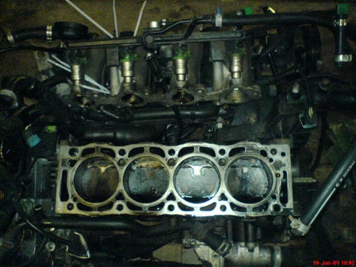 Nyt tuningsprojekt Peugeot 306 2.0 16v - Så blev toppen revet af, så den kunne få den store tur. billede 2