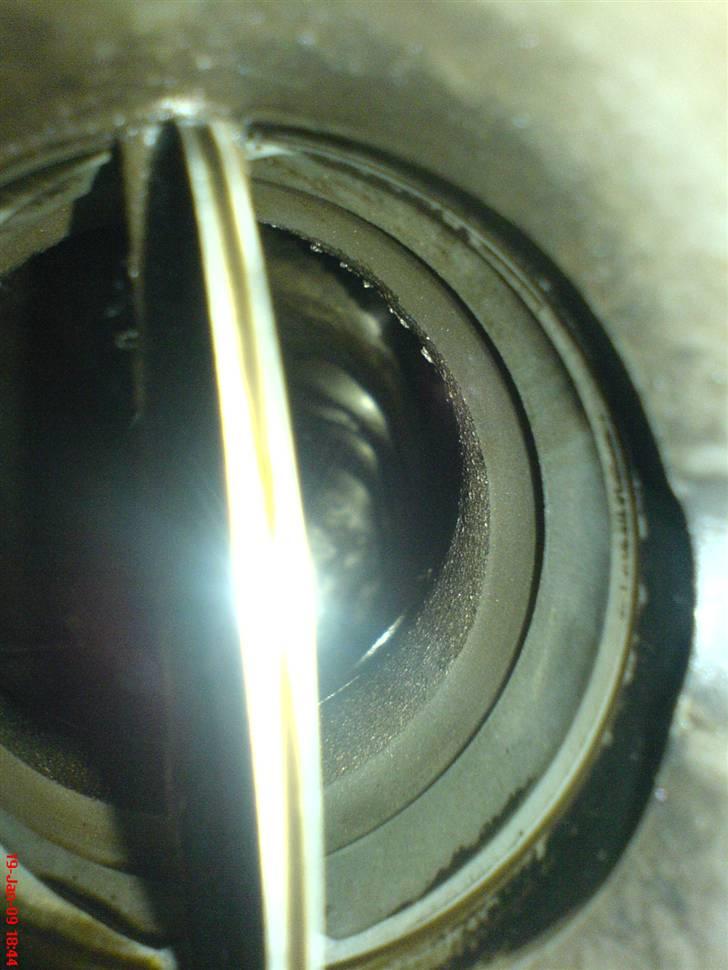 Nyt tuningsprojekt Peugeot 306 2.0 16v - Tragte i indsugning fjernet for et bedre flow. billede 3