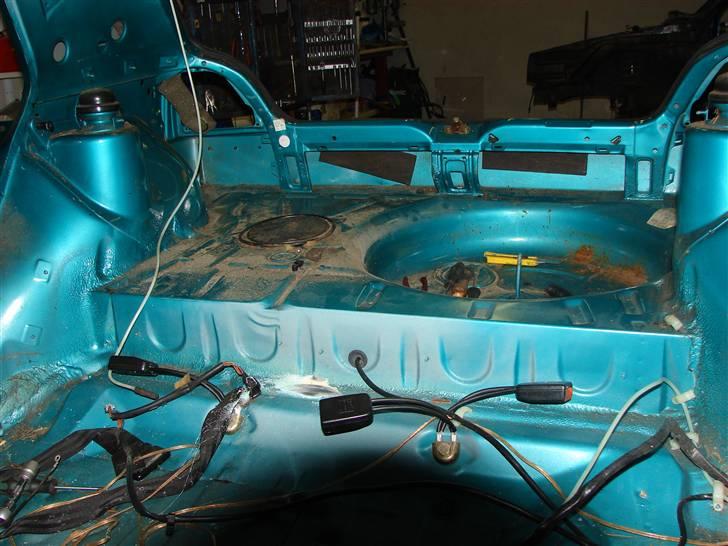 Golf 2 syncro projekt  - Bagenden som skal flyttes over billede 2