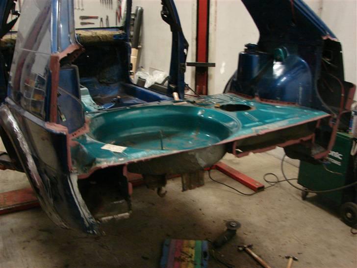 Golf 2 syncro projekt  - Bund i bag er ved og blive tilpasset billede 9