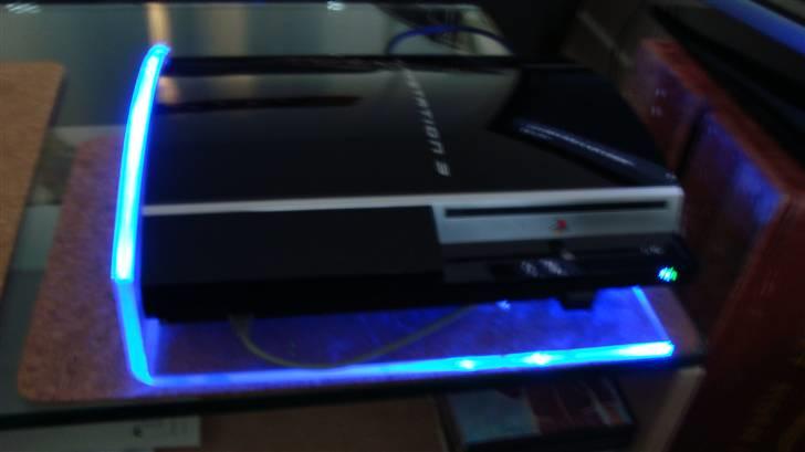 PS3 vægbeslag billede 7