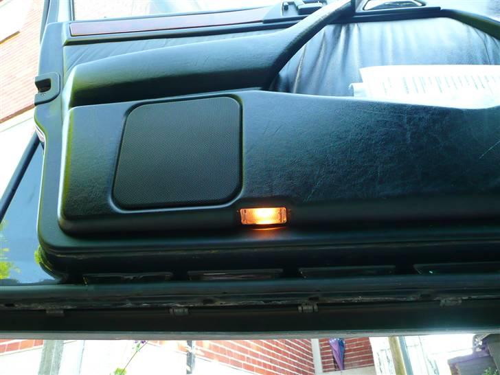 BRABUS W124 Ground Zero installation Stealth - I de foreste døre sidder der org. nogle 6.5" basser men de er udskiftet til et combi sæt fra Ground Zero af serien Hydrogen som hedder GZHC165x med tilhørende diskanter og delfiltre. billede 18