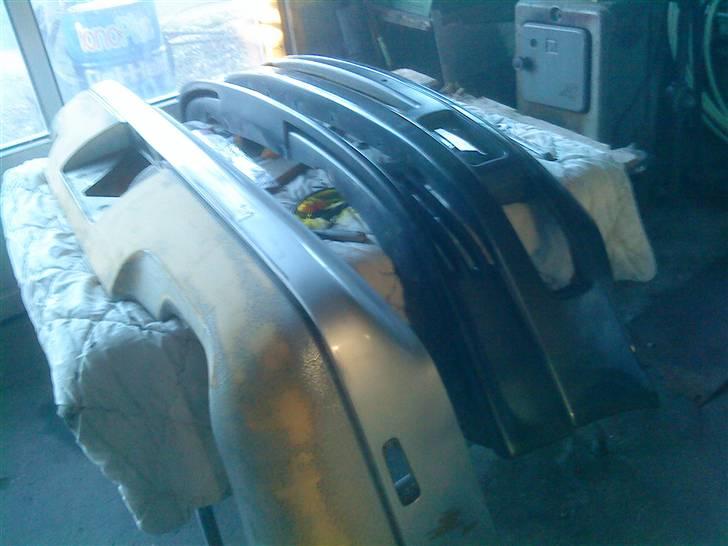 Renovering af 300ZX Twin Turbo "Tykke Bertha" - Plastik dele klar til maleren billede 121