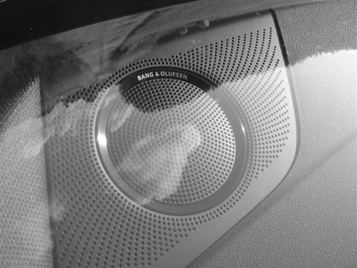 Audi A5 - lidt gennem tiden - Igen et kig til én af B&O enhederne.
Det spiller super fedt! :-) billede 59