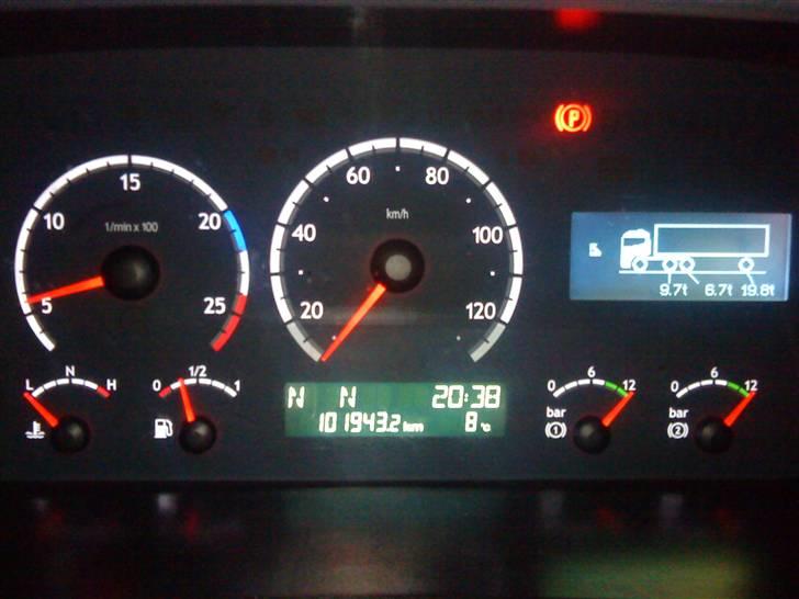 Min lastbil ved Optimera - Læssede hvid træ i sverige billede 22