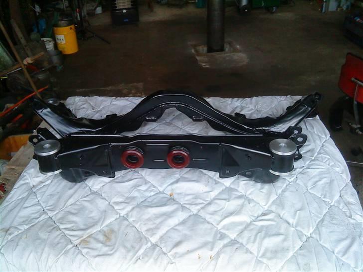 Renovering af 300ZX Twin Turbo "Tykke Bertha" - Pulverlakeret og med de nye bøsninger.. Smukt! billede 148