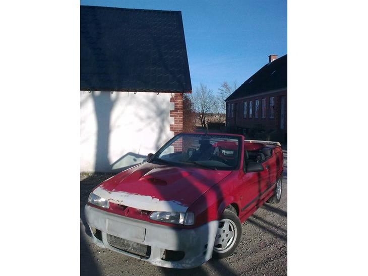 {{currentPhoto.altText}} billede {{currentPhoto.number}}