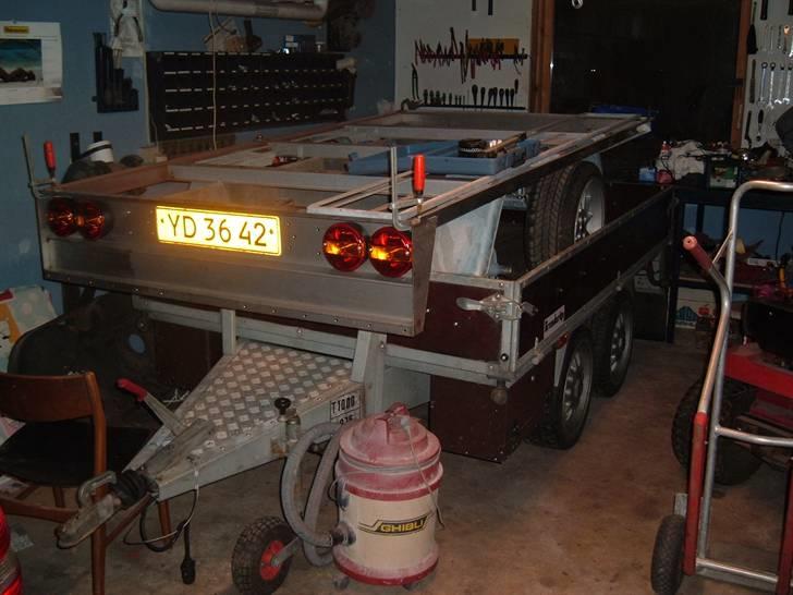 Danmarks flotteste trailer! - Min makkers med min oveni kørt ind nytårsaften. billede 10