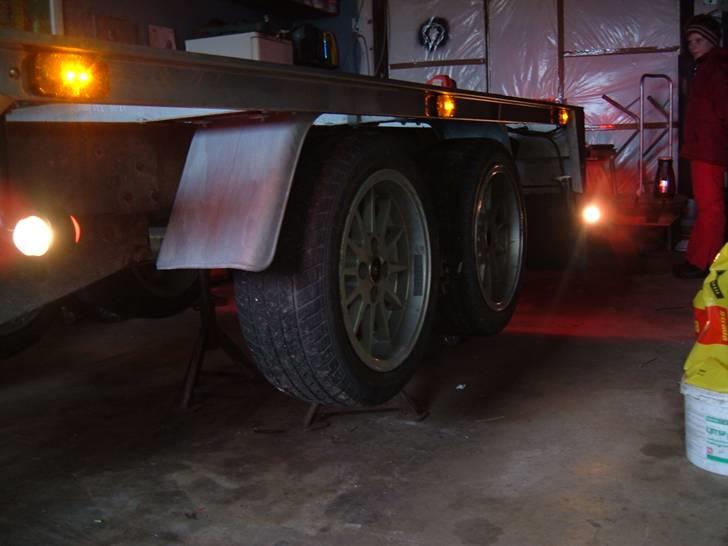 Danmarks flotteste trailer! - Alufælgene er ved at blive shinet,,,,,,,,,flere billeder følger snarest,,,,,så kom venligst igen! billede 27