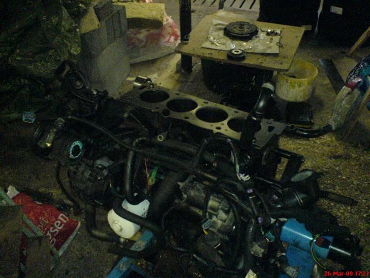 Nyt tuningsprojekt Peugeot 306 2.0 16v - Så er motoren ved at være samlet igen, mangler kun topstykke. billede 15
