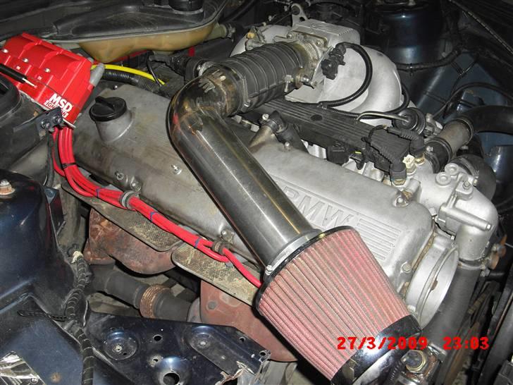 BMW E34 3,5 Turbo  - Lufmængdemåler fjernet billede 6