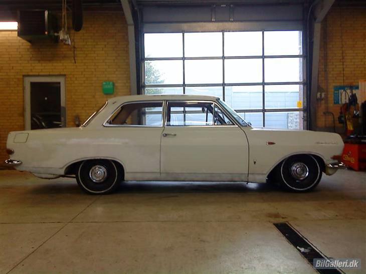 {{currentPhoto.altText}} billede {{currentPhoto.number}}