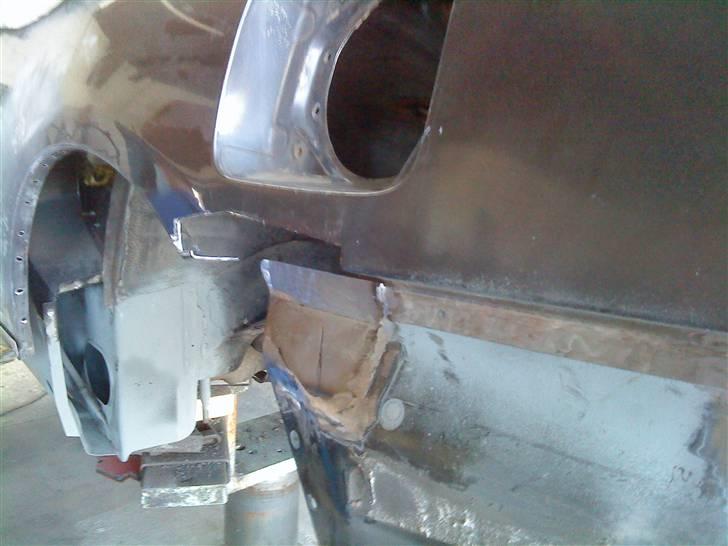 Renovering af 300ZX Twin Turbo "Tykke Bertha" - Rustet stykke skåret ud. billede 162