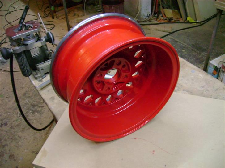 Min Safari 280 "GT"..  - Bagfra.. ser nok lidt vild ud når dækket kommer på at det rødt bagpå billede 20