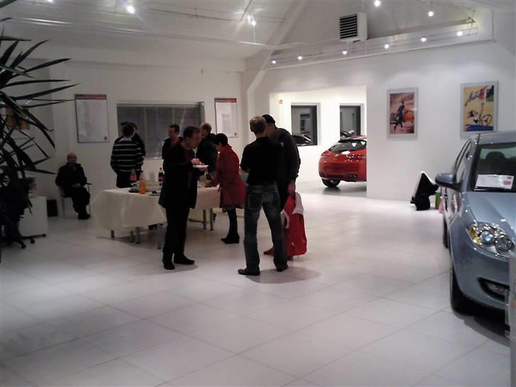 Fiat klub danmark træf, hos Fiat i Nærum billede 2