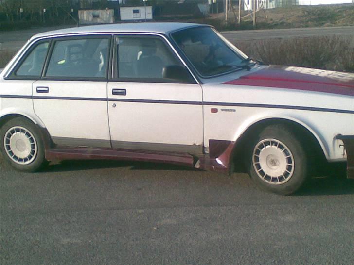 Ombygning af volvo 240 billede 3
