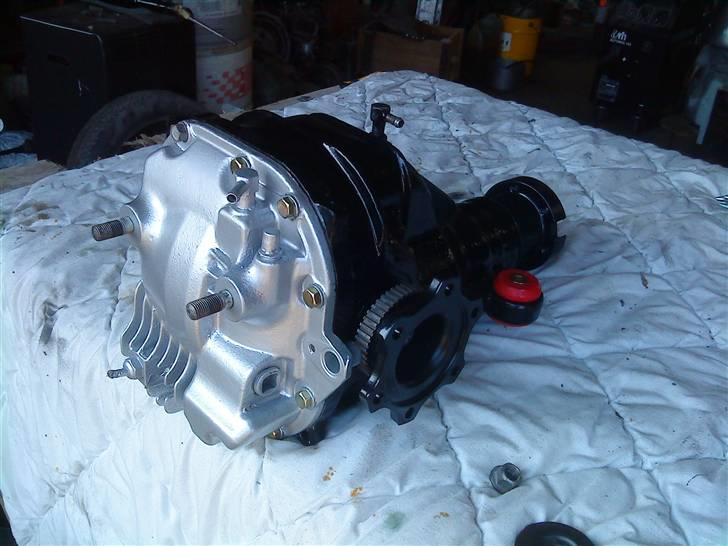 Renovering af 300ZX Twin Turbo "Tykke Bertha" - Differentialet ordnet og samlet... Ser sgu godt ud! billede 173