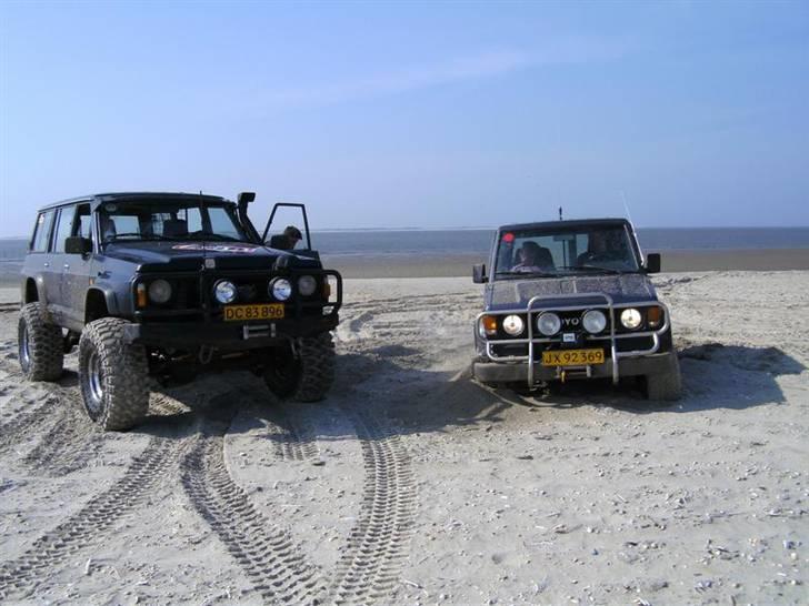 Rømø... 4x4, sol, sand og vand !! - Marcus har gravet den godt ned.... billede 38