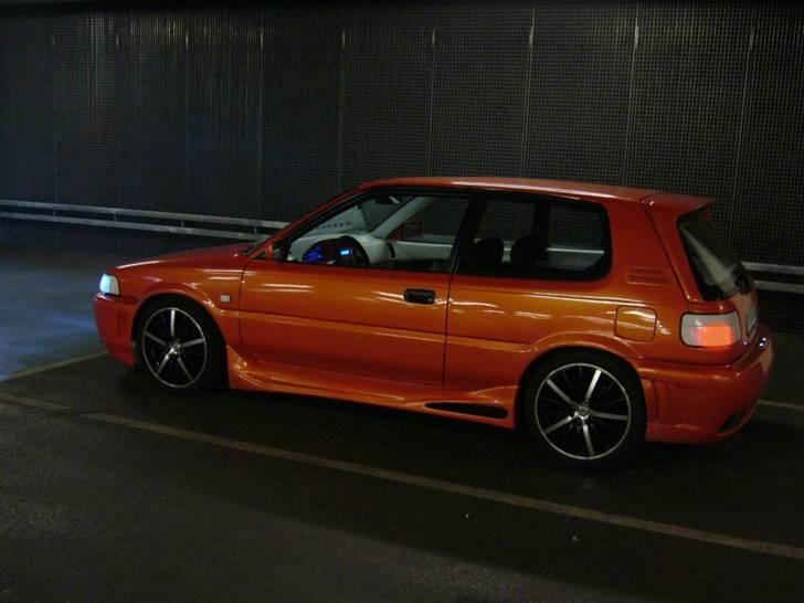 Maling af fælge - Og lige et billede i lidt mørke omgivelser. billede 8