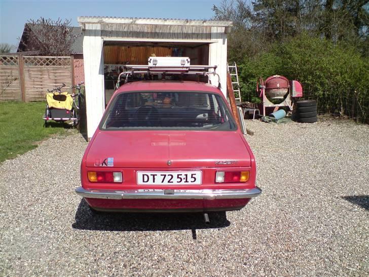 Tagbagage bærer på kadetten - Efter montering stadig lidt højt. billede 7