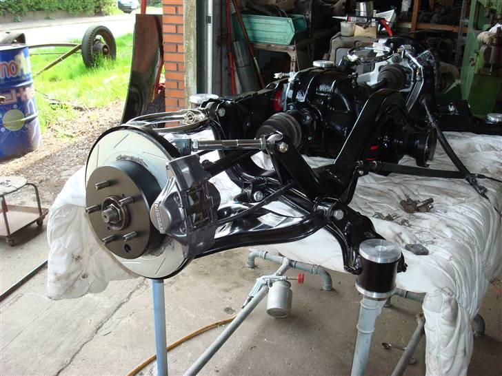 Renovering af 300ZX Twin Turbo "Tykke Bertha" - Subframe næsten samlet.. Damn! billede 187