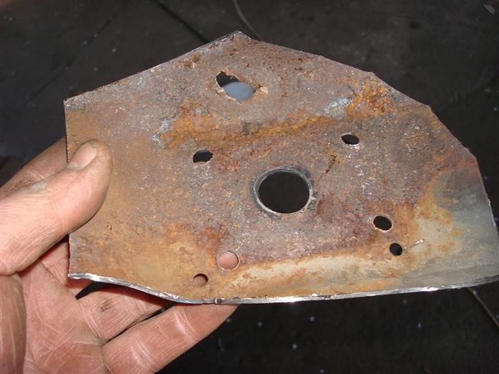 Renovering af 300ZX Twin Turbo "Tykke Bertha" - Indensiden af "yderhuden" på vangen :o billede 193