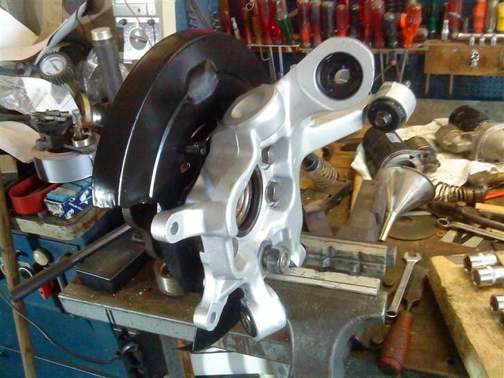 Renovering af 300ZX Twin Turbo "Tykke Bertha" - Samler spindler med ankerplader og nav. billede 205