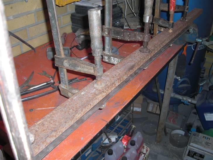 Manta A 3.6l Irmscher - Sådan gør man klar til at bukke 1m plade, når man ikke har en pladebukker. billede 205