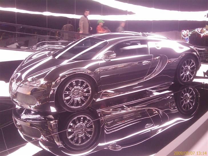 VW i  Wolfsburg / Autostadt  billede 2