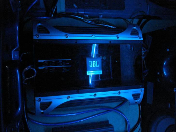 Anlæg - JBL PX300.4
 billede 29