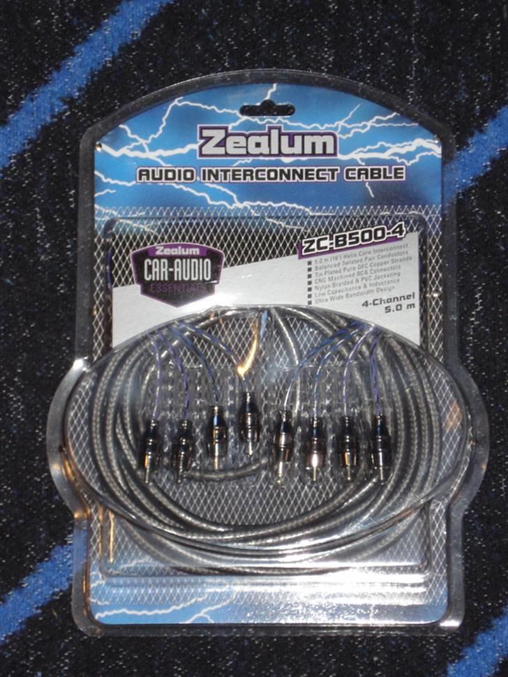 Anlæg - Zealum ZC-B500-4
- 5 Meter phonokabel
- 4 Kanals
- B-serie med snoet Helix-Core
- Dobbelt afskærmning billede 9