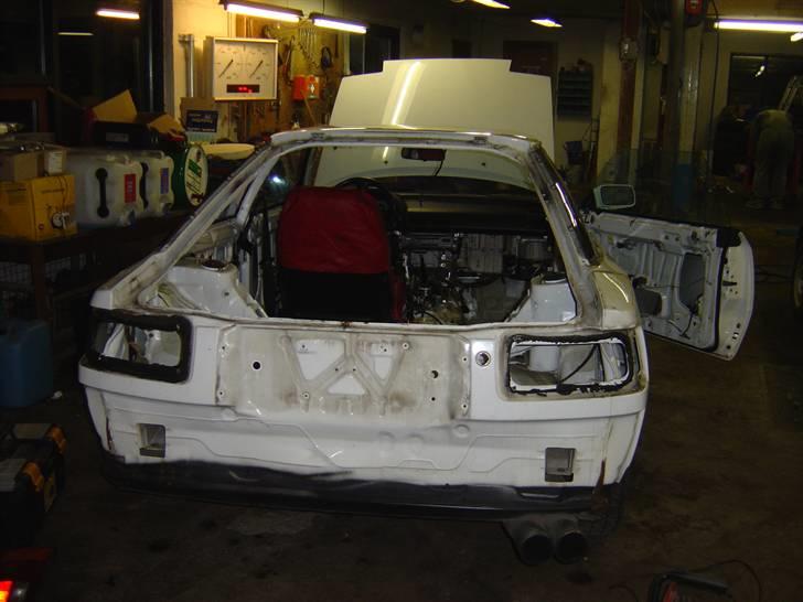 Celica ST165 under genopbygning billede 97