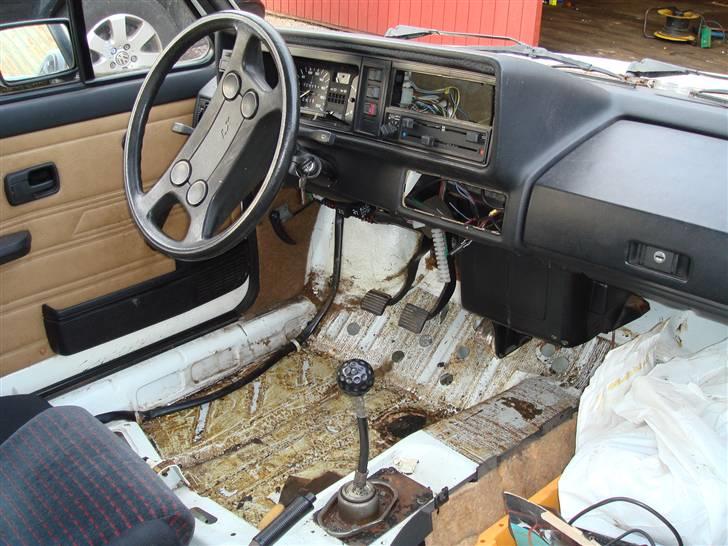 Golf 1 2000E/16V Oettinger projekt billede 48